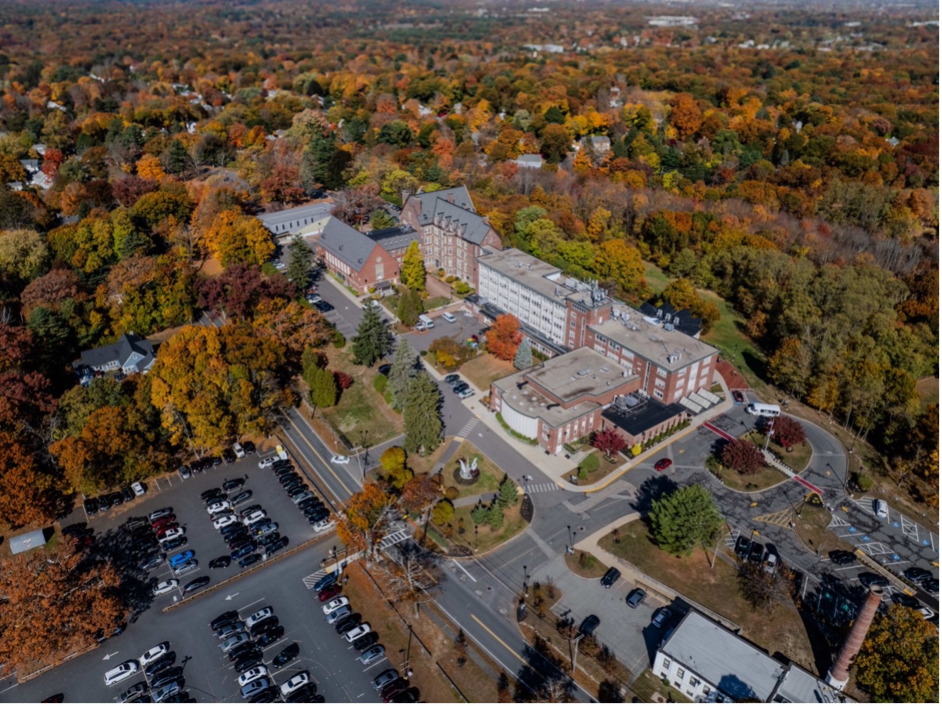 massbay-wellesley-fall-aerial-view