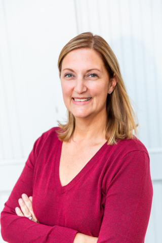 Lisa Slavin Headshot